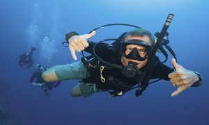 CURSO PROFISSIONAL PADI DIVEMASTER